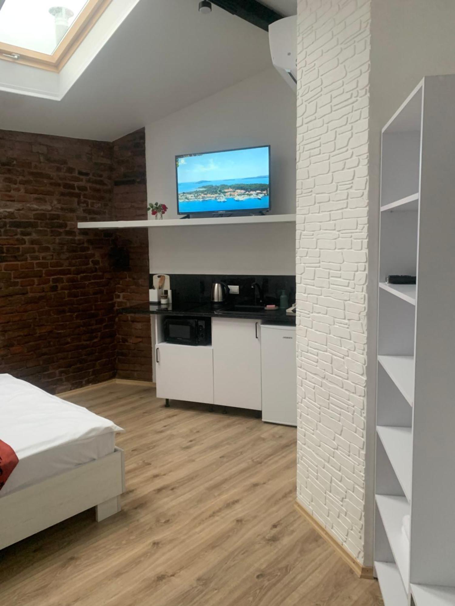 Center Lviv Avenue 23 Apartment Bilik gambar